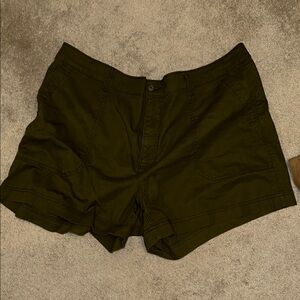 Old Navy Dark Olive Women's Cargo Shorts